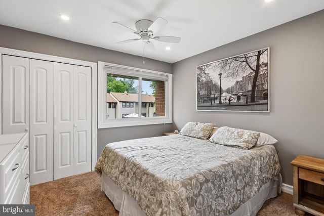 885 JAMESTOWN, East Windsor, NJ 08520