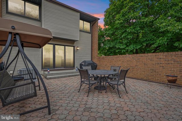 885 JAMESTOWN, East Windsor, NJ 08520