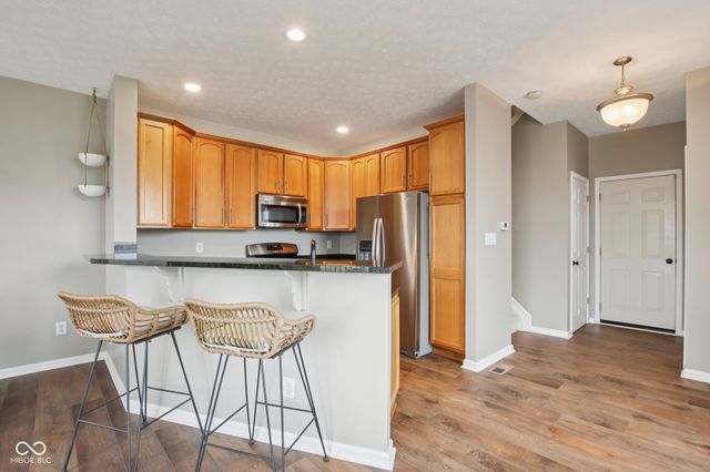 11455 Clay Hill Lane 105, Fishers, IN 46037