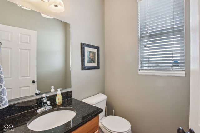 11455 Clay Hill Lane 105, Fishers, IN 46037