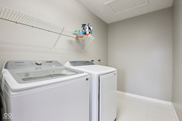 11455 Clay Hill Lane 105, Fishers, IN 46037