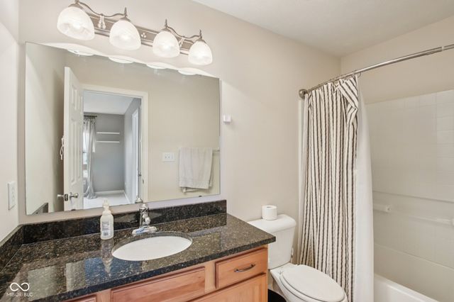 11455 Clay Hill Lane 105, Fishers, IN 46037