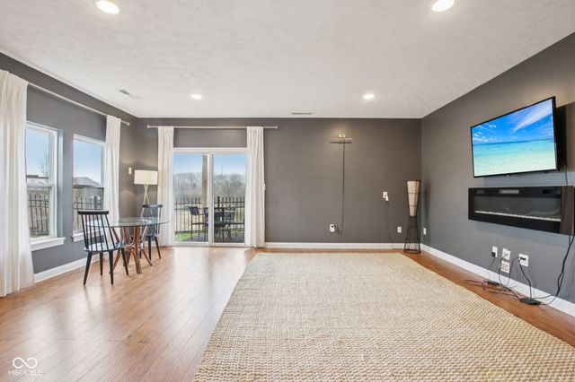 11455 Clay Hill Lane 105, Fishers, IN 46037