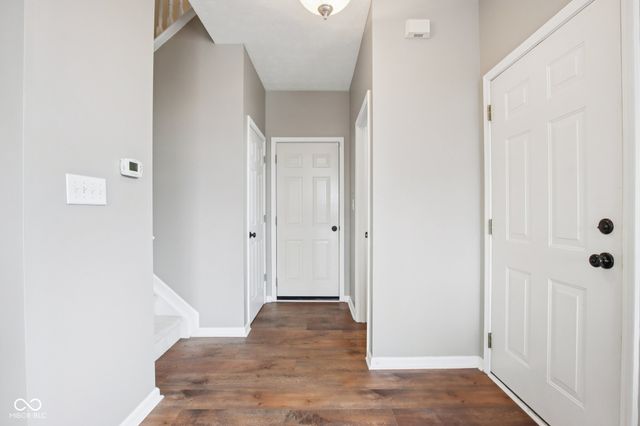 11455 Clay Hill Lane 105, Fishers, IN 46037