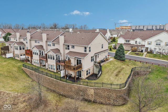 11455 Clay Hill Lane 105, Fishers, IN 46037