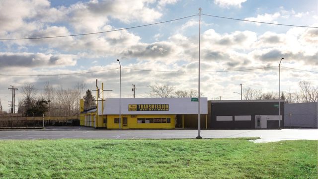 13118 Gratiot Avenue, Detroit, MI 48205