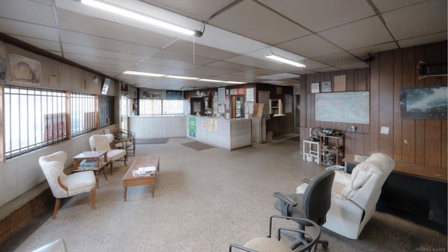 13118 Gratiot Avenue, Detroit, MI 48205