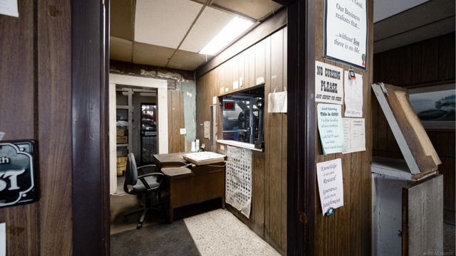 13118 Gratiot Avenue, Detroit, MI 48205