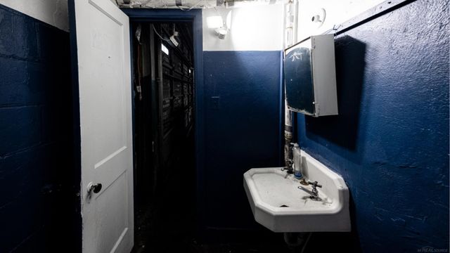 13118 Gratiot Avenue, Detroit, MI 48205