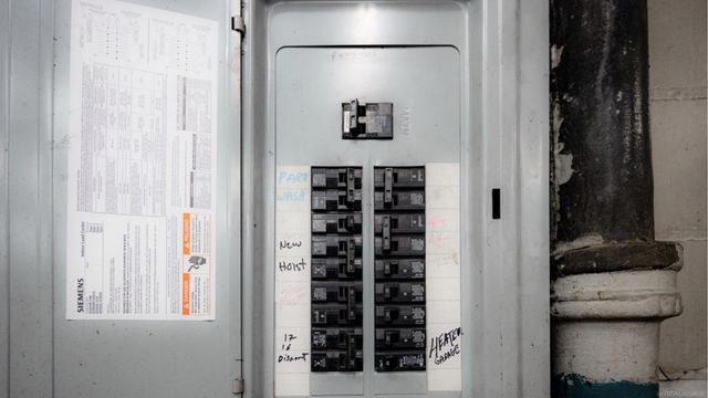 13118 Gratiot Avenue, Detroit, MI 48205