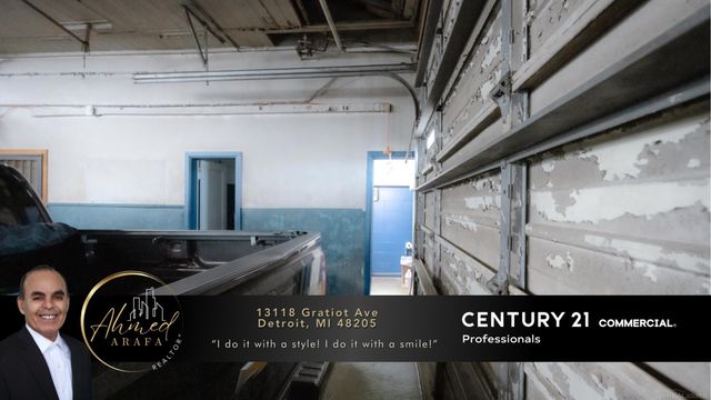 13118 Gratiot Avenue, Detroit, MI 48205