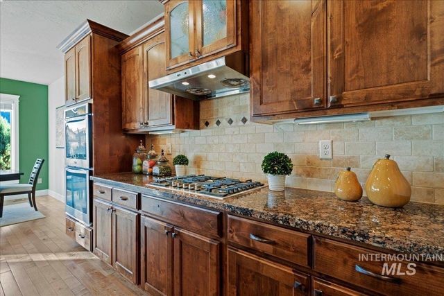 423 E Gannett, Meridian, ID 83642