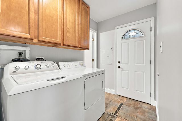 1113 S Haddow Avenue, Arlington Heights, IL 60005