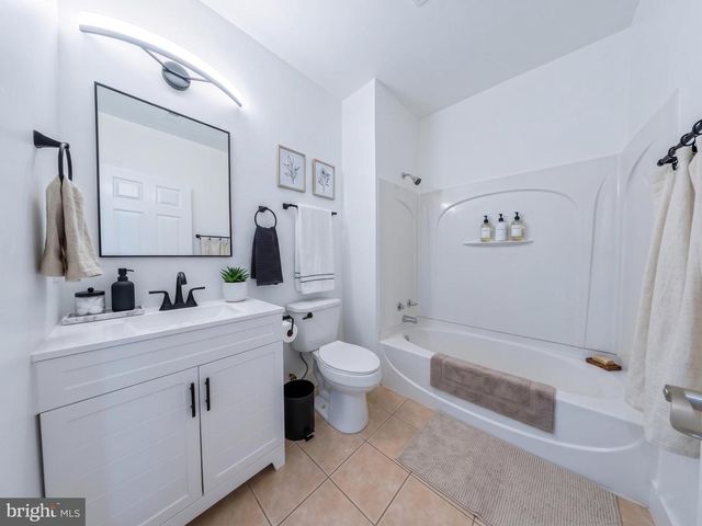 2574 TRANSOM PL, Woodbridge, VA 22191