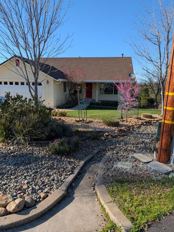 19640 Feather Falls Place, Cottonwood, CA 96022