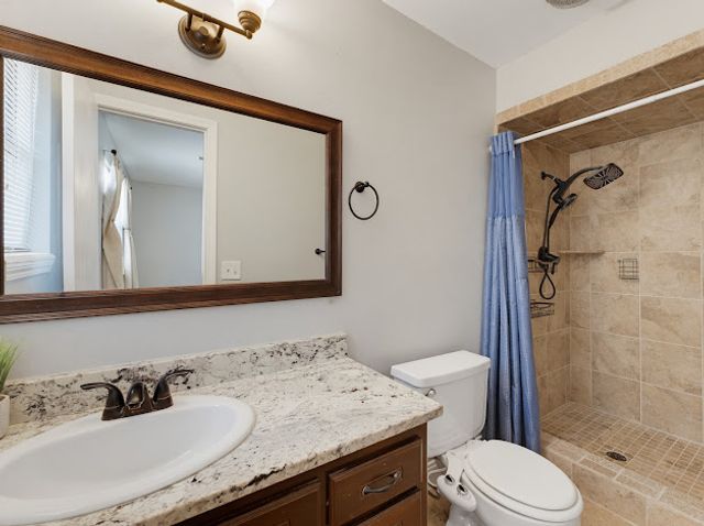 406 14th Place, Rogers, AR 72756