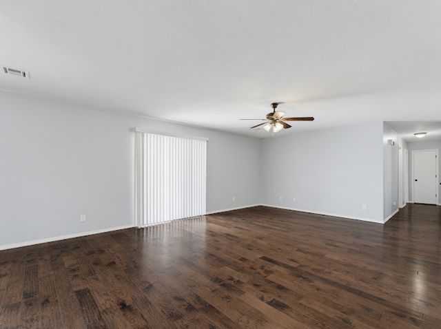 406 14th Place, Rogers, AR 72756