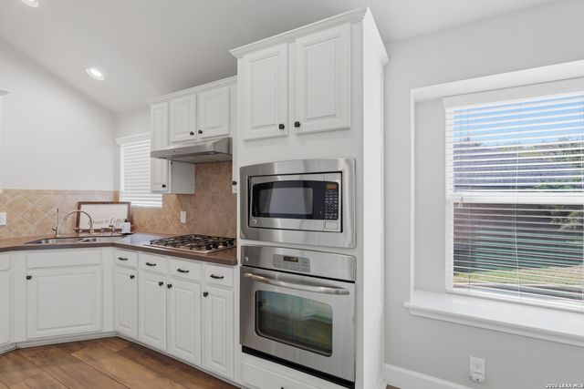 1003 Lariat, San Antonio, TX 78260