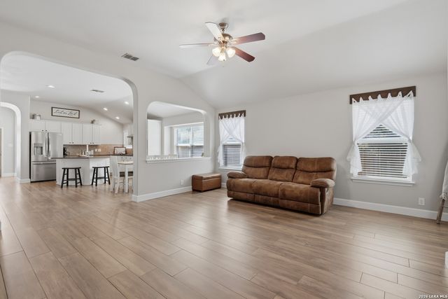 1003 Lariat, San Antonio, TX 78260