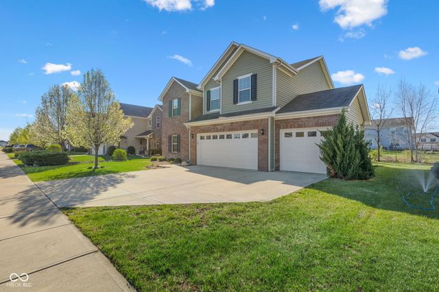 867 Ogala Drive, Westfield, IN 46074