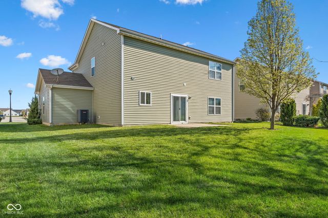 867 Ogala Drive, Westfield, IN 46074