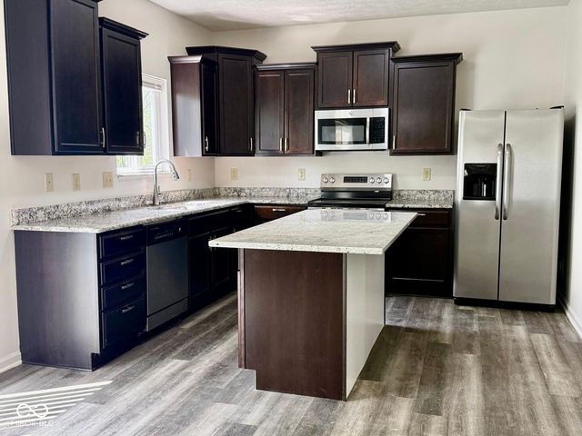 867 Ogala Drive, Westfield, IN 46074