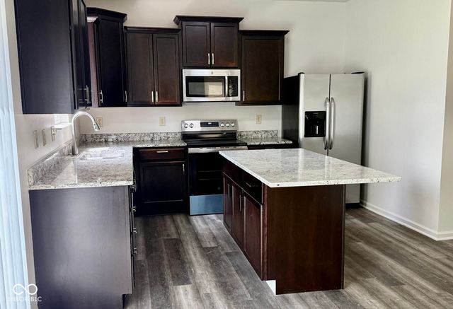 867 Ogala Drive, Westfield, IN 46074