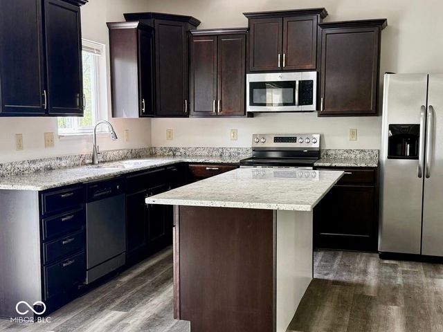 867 Ogala Drive, Westfield, IN 46074