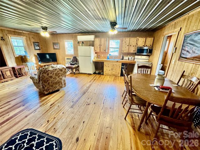 105 Rachels Creek Trail, Statesville, NC 28625