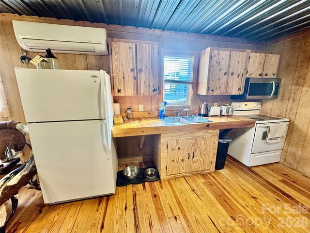 105 Rachels Creek Trail, Statesville, NC 28625