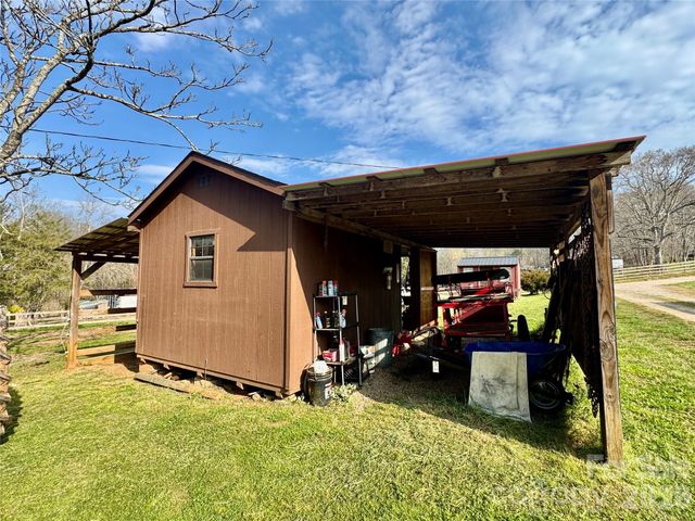 105 Rachels Creek Trail, Statesville, NC 28625