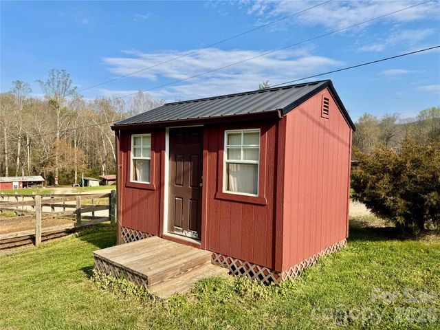105 Rachels Creek Trail, Statesville, NC 28625