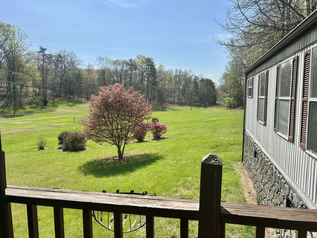 132 September LN, Moneta, VA 24121