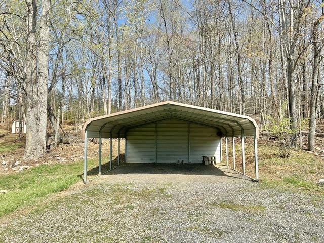 132 September LN, Moneta, VA 24121