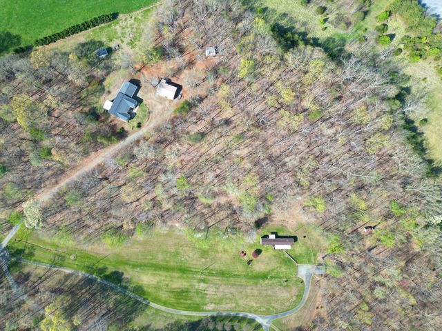 132 September LN, Moneta, VA 24121