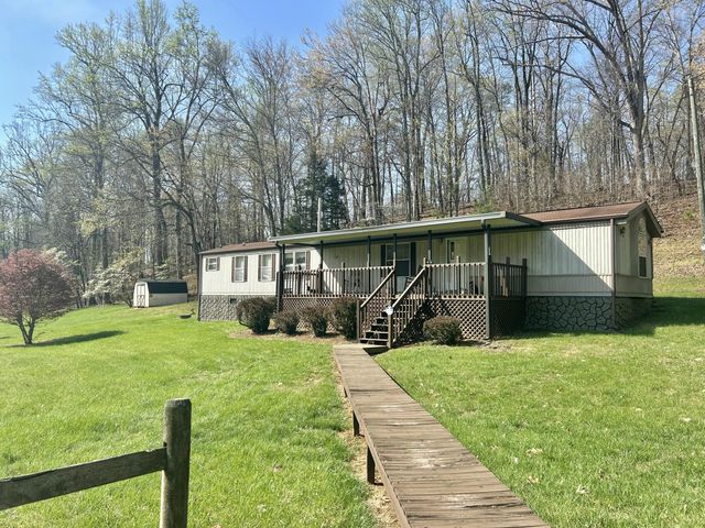 132 September LN, Moneta, VA 24121