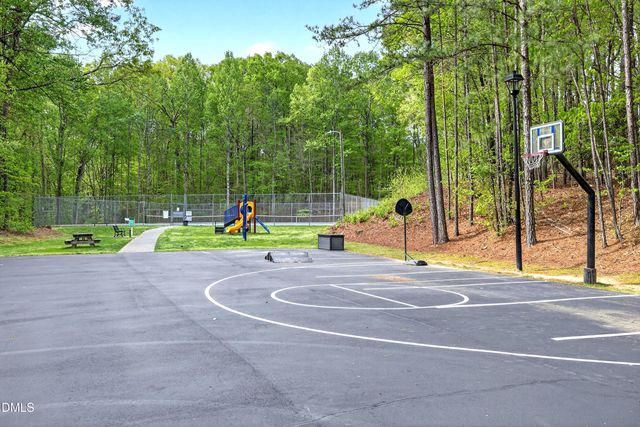 2217 Moss Pointe, Raleigh, NC 27606