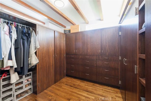 2404 Laurel Avenue, Manhattan Beach, CA 90266