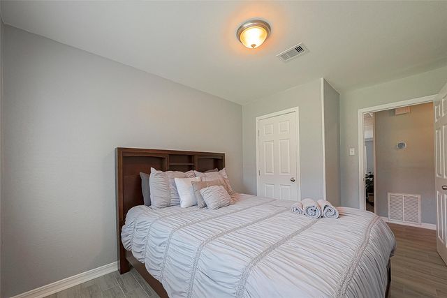 1803 Bayou Homes Drive, Galveston, TX 77551