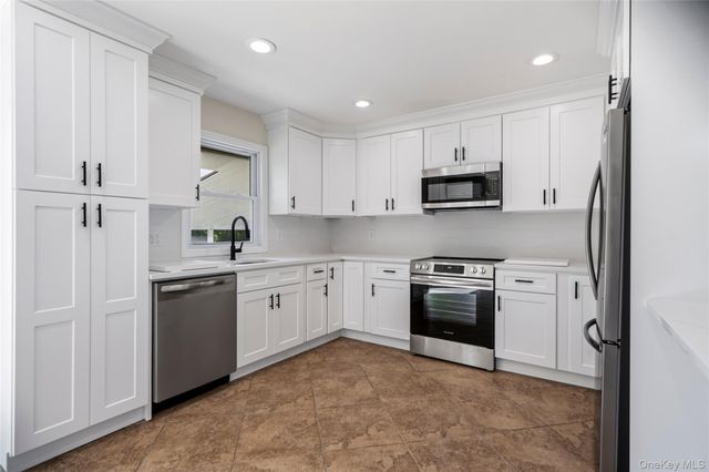 325 Harrison Avenue, Miller Place, NY 11764