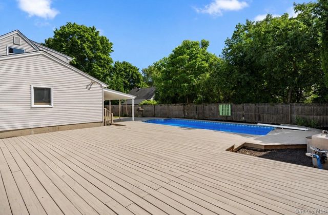 325 Harrison Avenue, Miller Place, NY 11764