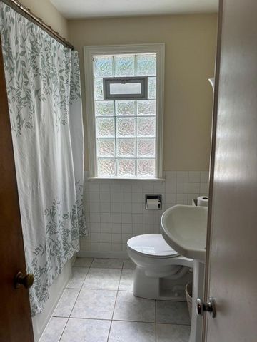 3605 W Ohio AVENUE, Milwaukee, WI 53215