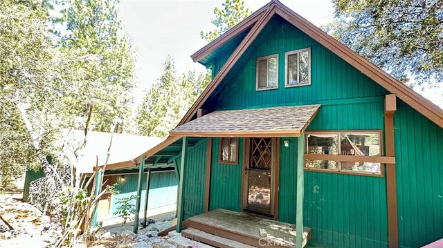 1716 Zion Way, Pine Mountain Club, CA 93222