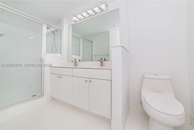 17100 N Bay Rd 1407, Sunny Isles Beach, FL 33160