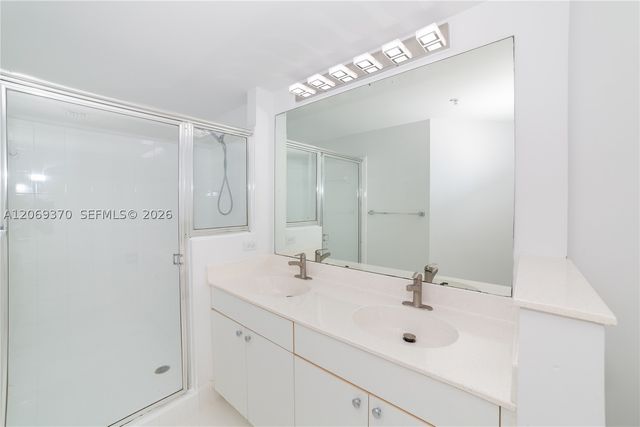 17100 N Bay Rd 1407, Sunny Isles Beach, FL 33160