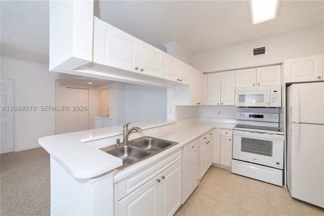 17100 N Bay Rd 1407, Sunny Isles Beach, FL 33160