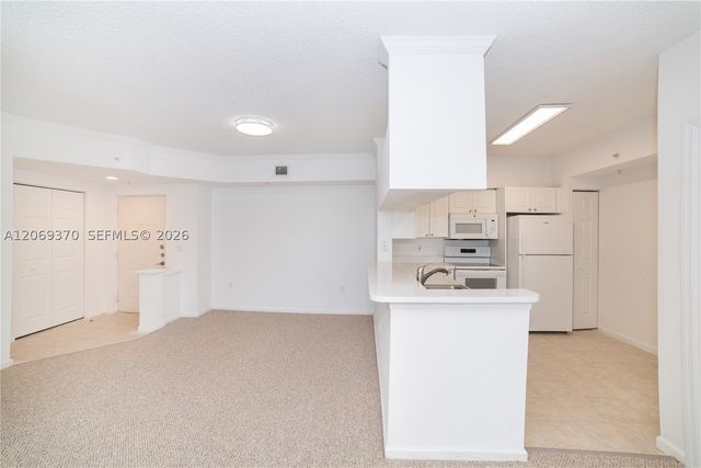 17100 N Bay Rd 1407, Sunny Isles Beach, FL 33160