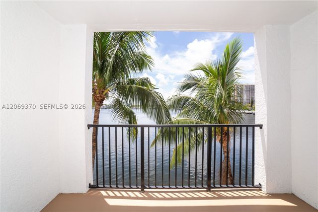 17100 N Bay Rd 1407, Sunny Isles Beach, FL 33160