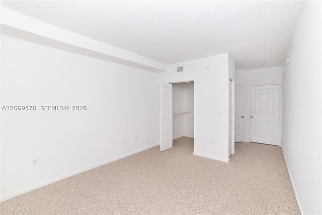 17100 N Bay Rd 1407, Sunny Isles Beach, FL 33160