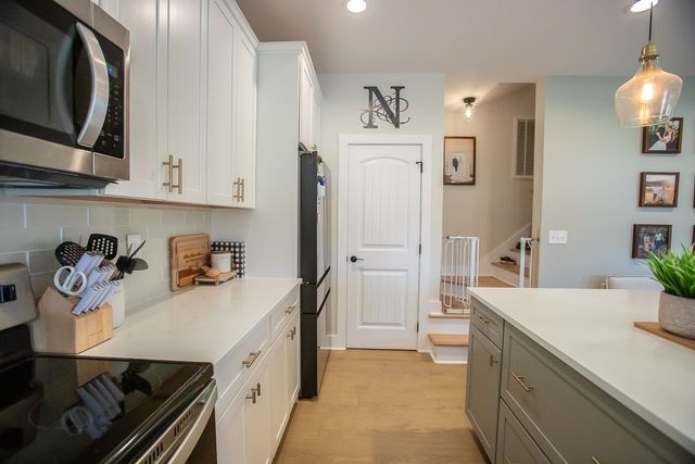 2236 Old Washington Rd, Cedar Hill, TN 37032